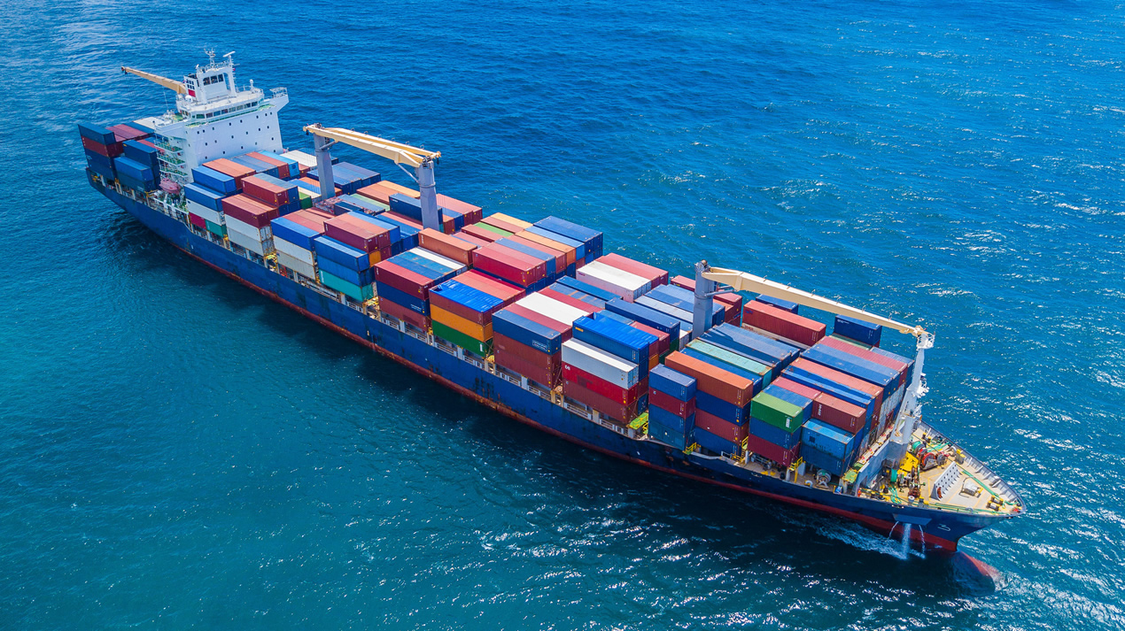 Derecho Marítimo y Portuario - imagen barco diagonal